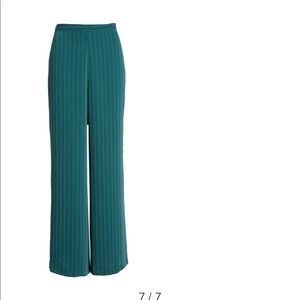 NWT XS wide leg high waisted pant with stripes